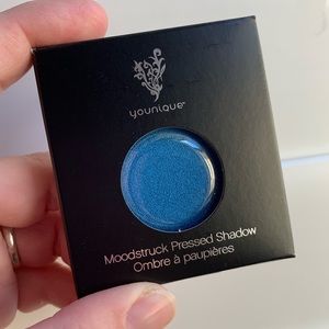 Younique Pressed Shadow - Thankful